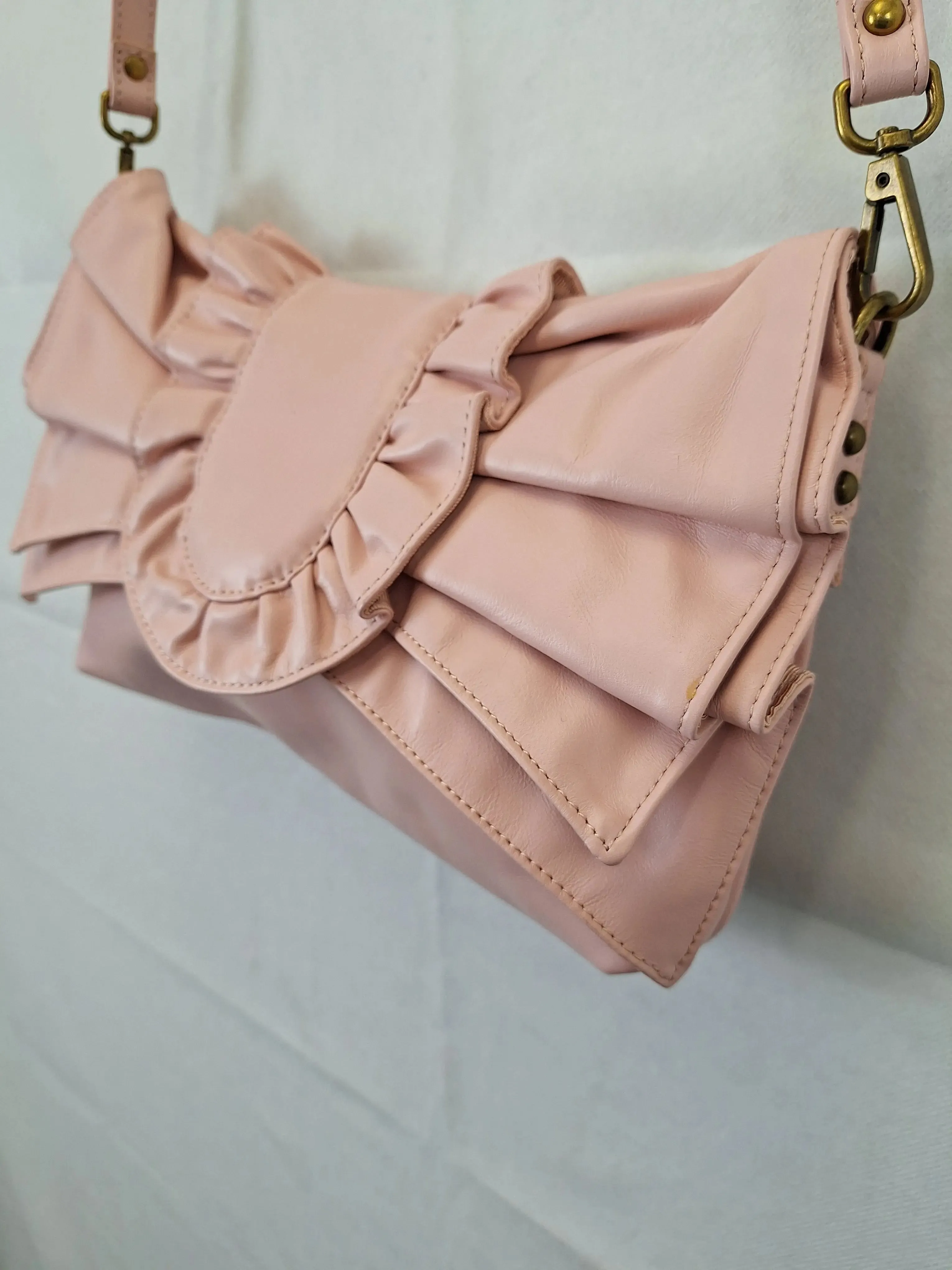 Alannah Hill Romantic Bow Crossbody Bag