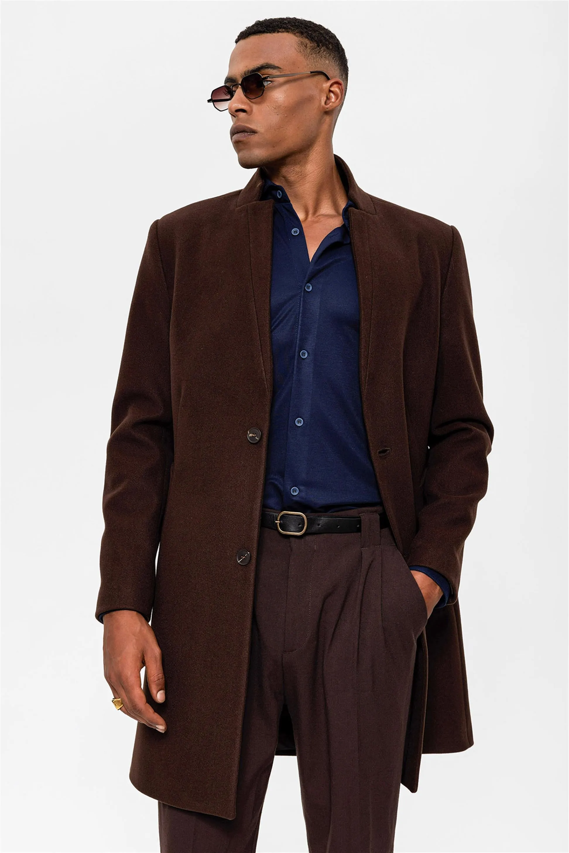 Brown Judge Collar Men's Coat - Wessi