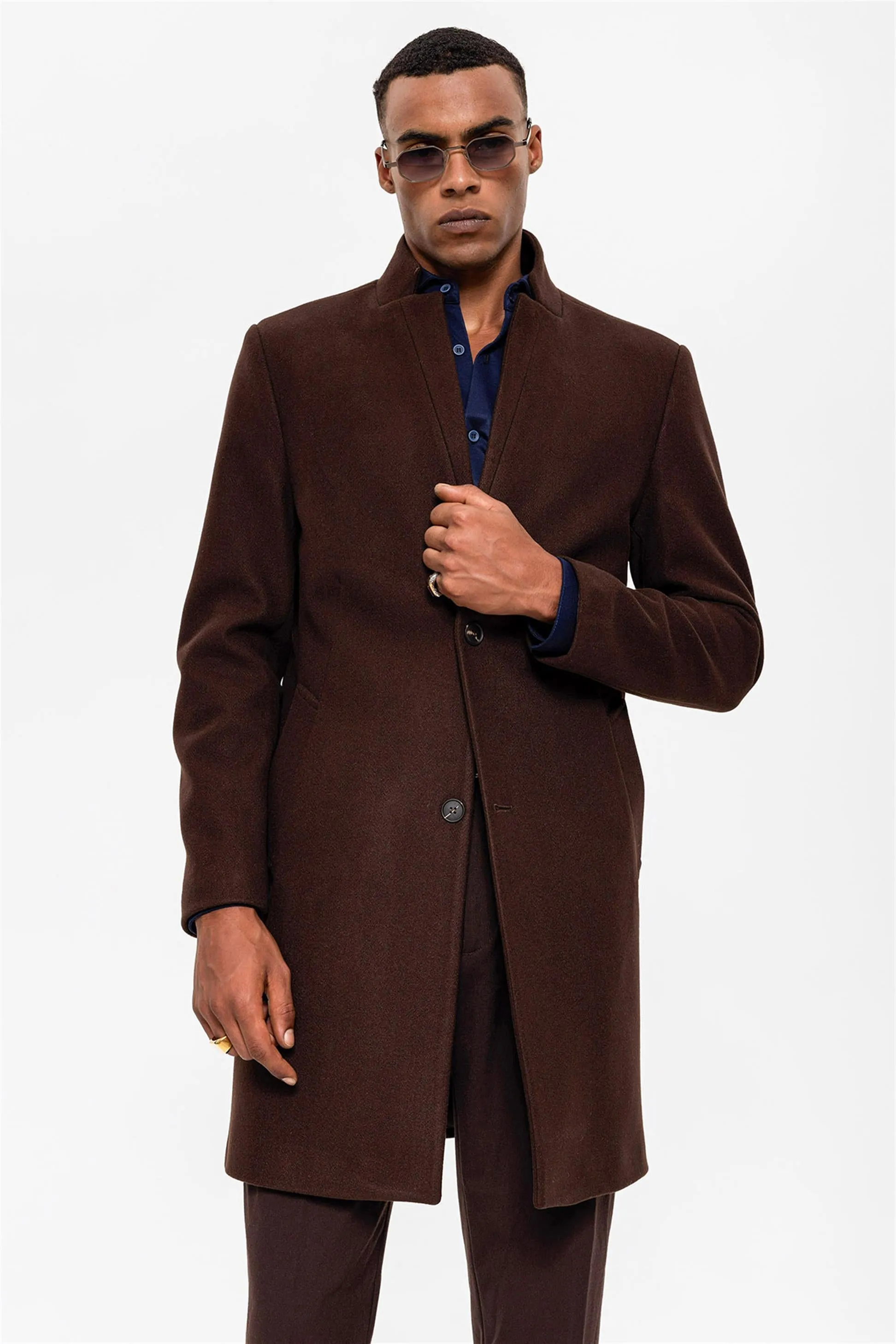 Brown Judge Collar Men's Coat - Wessi