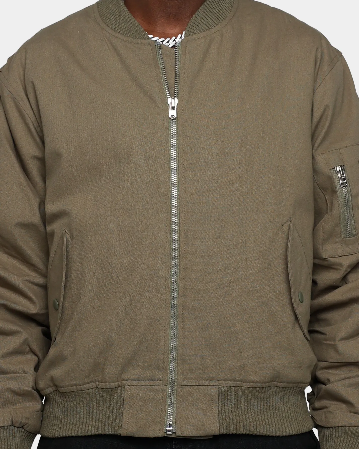 MNML Upscale Bomber Jacket Olive