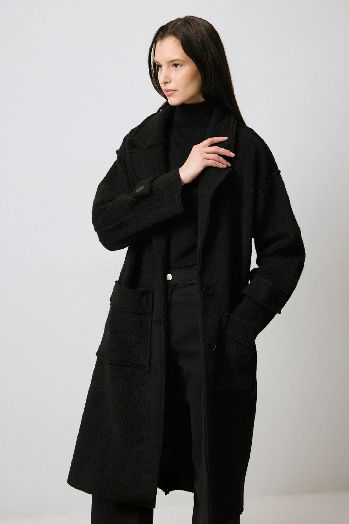 PLUSH COAT WITH SLEEVE EPAOLET