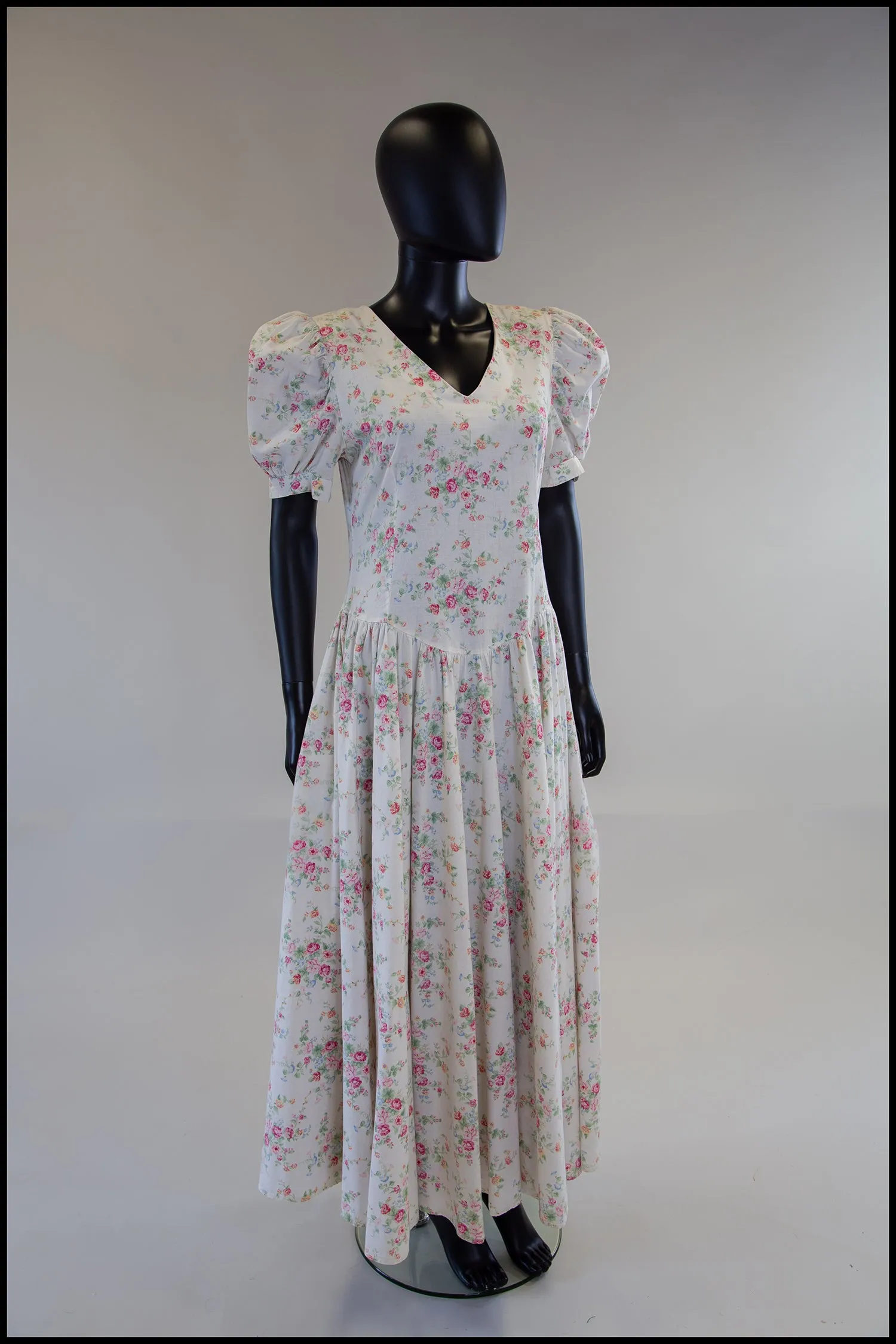 Vintage 1980s White Floral Print Maxi Dress