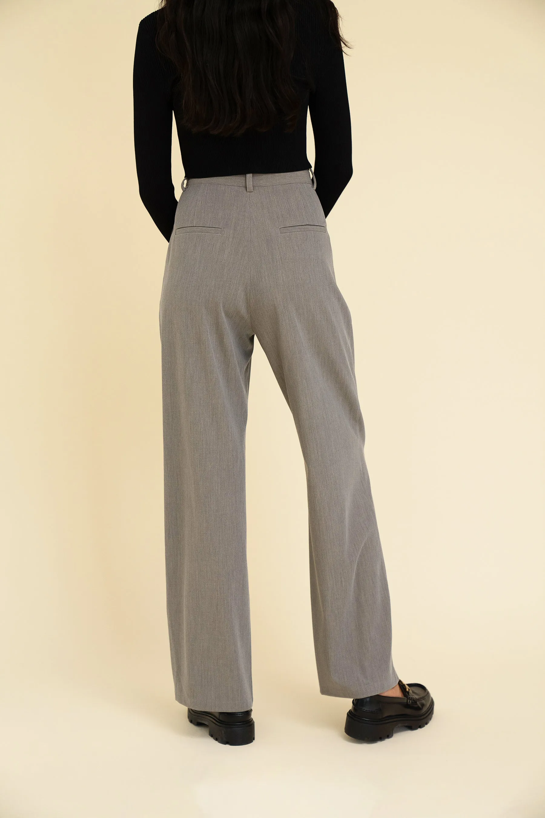 YANA TROUSER - LIGHT GREY